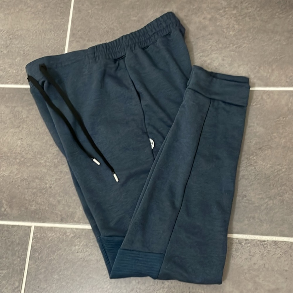 On Running Sweat Pant joggers size Medium